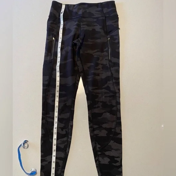 Athleta Rainer reflective leggings - Picture 2 of 9